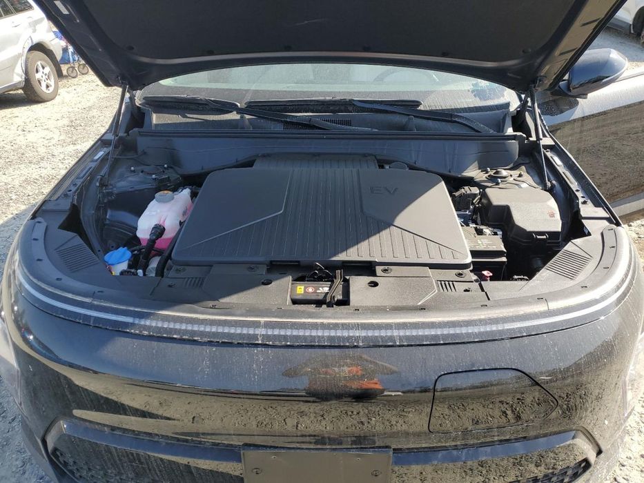 Бампер Hyundai Kona EV II 2024- разборка хундай кона запчастини