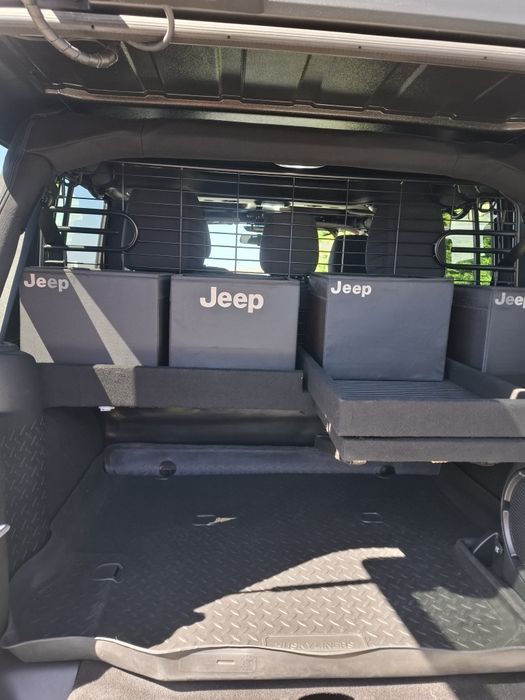 Jeep rubicon 2.8 crd  25 mil km como novo