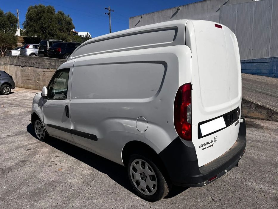 Fiat Doblo XL multijet de 2017 para peças