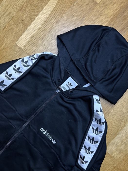 Зіпка adidas лампаси