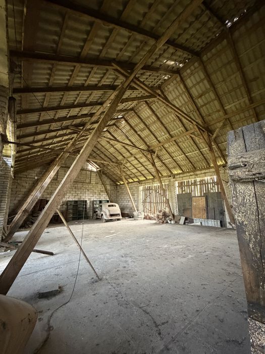 Dzialka z budynkiem gospodarczym 1,08ha / Dąbek