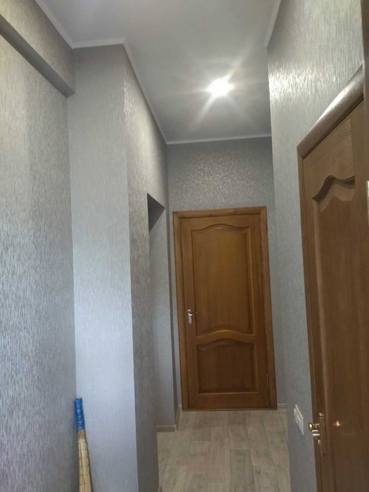 Ремонт под ключ. Натяжные потолки. Установка окон, дверей