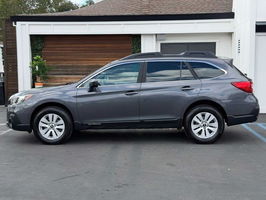 Subaru Outback 2.5      2018