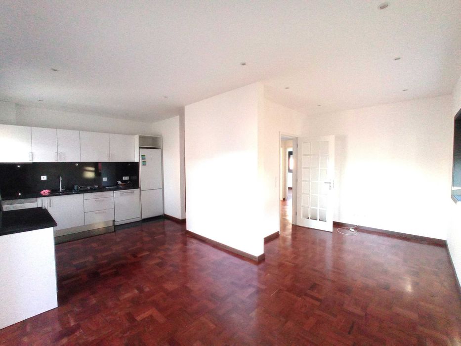 Excelente andar de moradia T4 duplex em Espinho