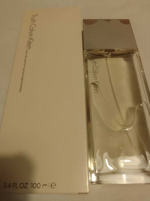 Perfumy damskie.