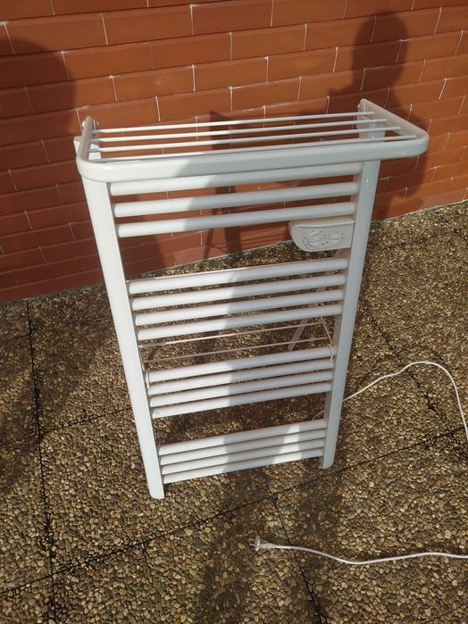Secador de toalhas eletrico