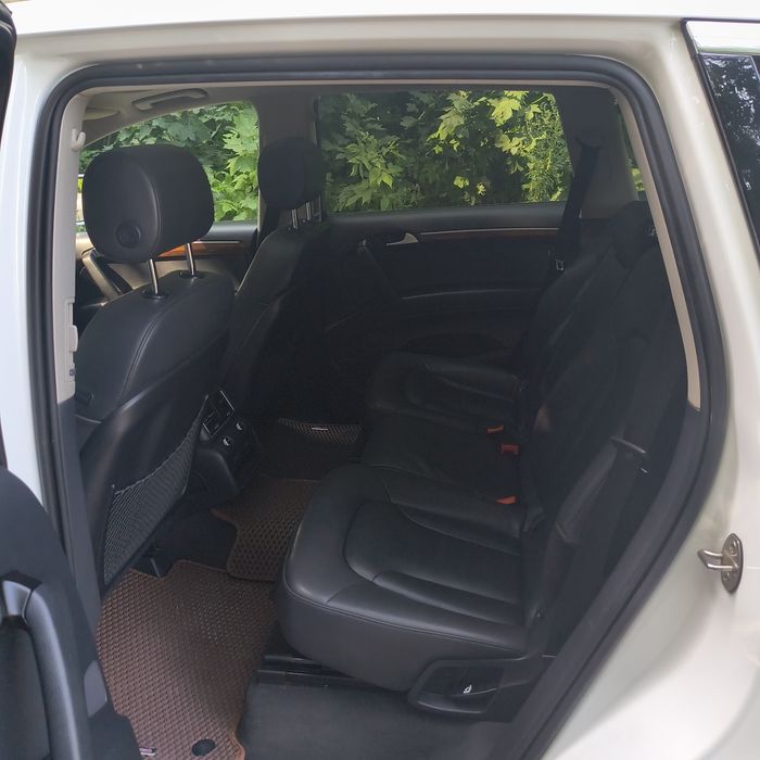 Audi Q7 2015 року