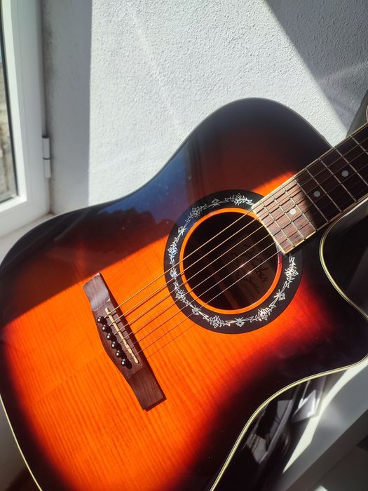 Fender Electro Acústica T-Bucket 300 CE