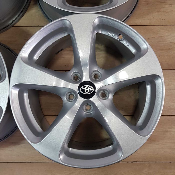 Диски Toyota R17 5x114 Camry Corolla Avalon RAV4 Prius Suzuki Lexus GS