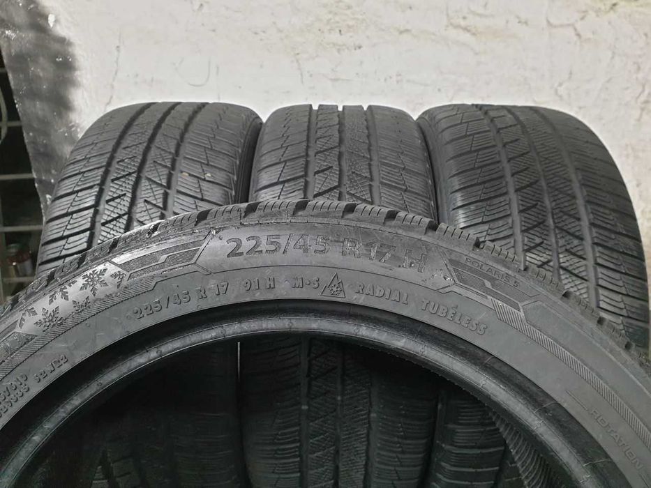 Cztery Opony zimowe 225/45R17 8,5mm Barum Polaris 5 2022r