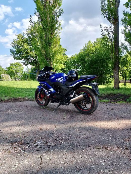 Продам або обміняю Viper V250 F2