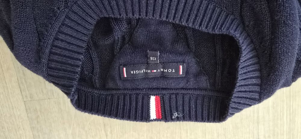 Sweter chłopiency