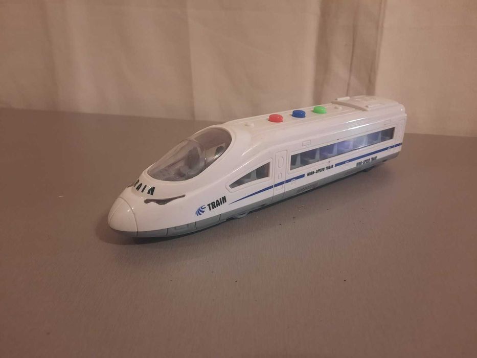 Детская игрушка поезд игрушка паровоз инерционный со светом и звуком