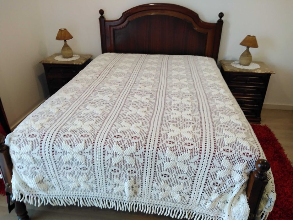 Colcha Roseta. Nova.