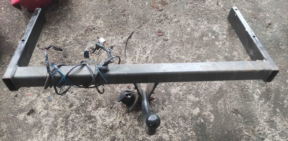 hak holowniczy (kompletny) vw Passat B5 fl lift