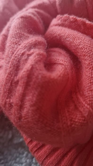 Kaszmirowy sweter damski M
