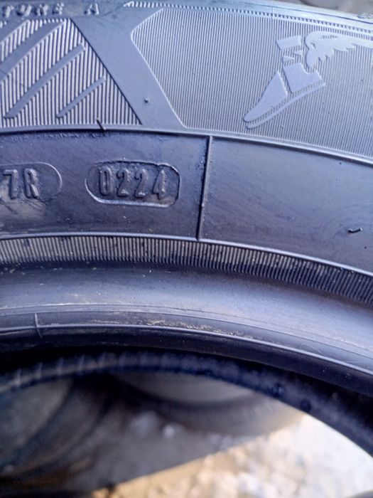 Sprzedam prawie nowe opony Goodyear 225/55 r17