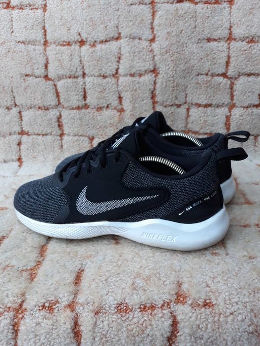 Кроссовки  Nike Flex Experience Rn