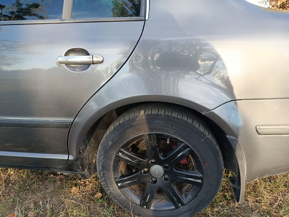 Чудовий автомобіль