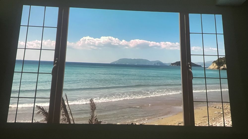 Xiaomi Mi Smart Projector 2