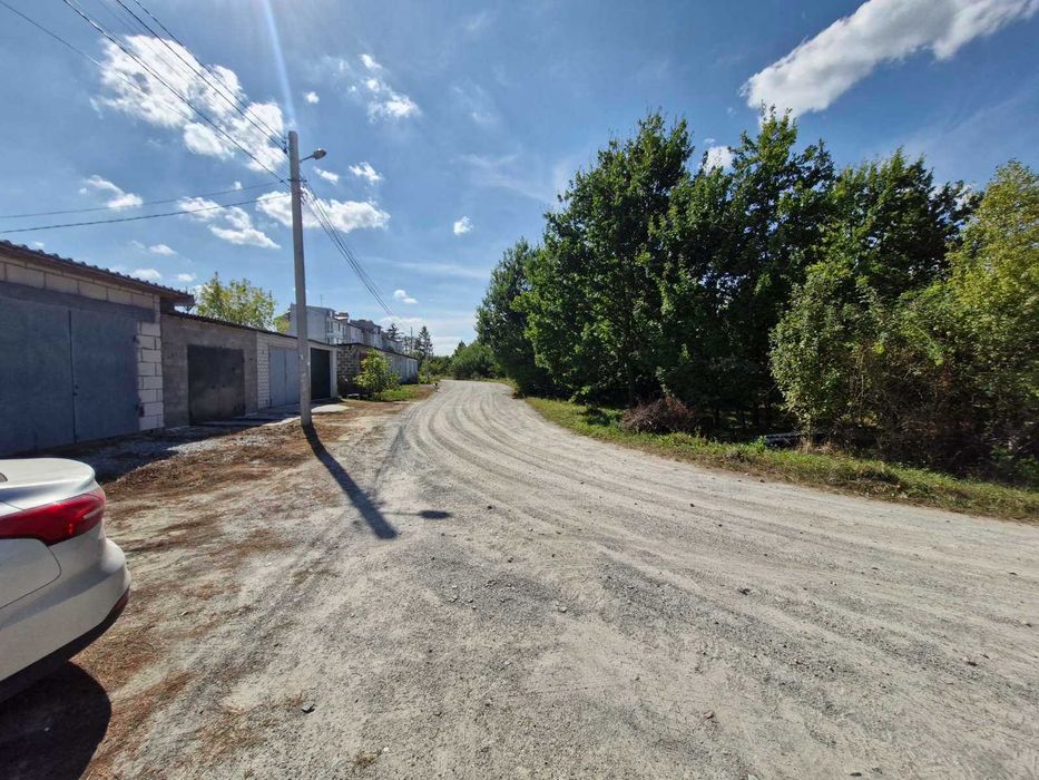 Ділянка на початку Іванівки з фундаментом. (26149411)