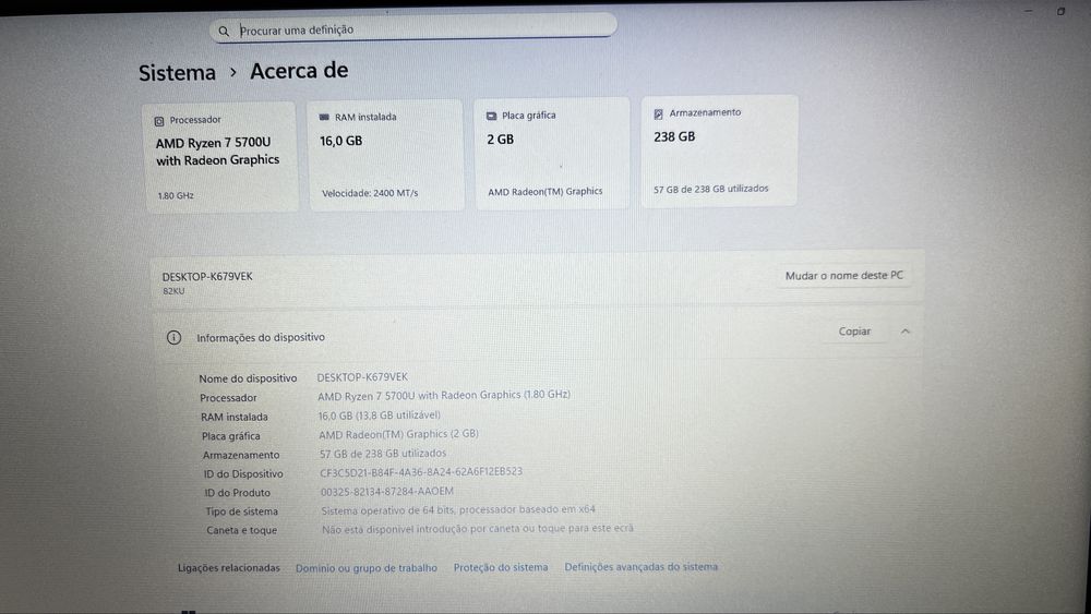 Lenovo Ideapad 3 Ryzen 7 5700U/16Gb RAM/SSD 256Gb/Gráfica 2Gb