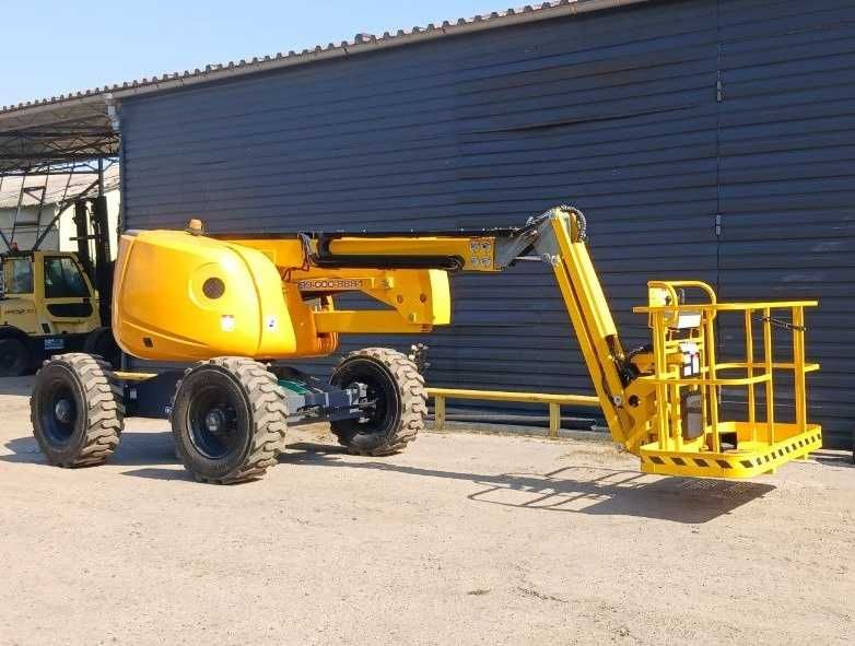 Дизельний колінчастий підйомник 16 м Haulotte HA16PX 4x4