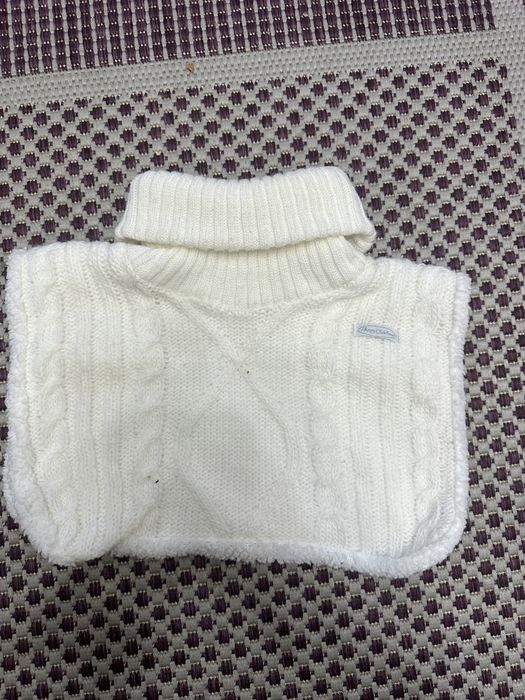 Теплий хомут шарф на 2-4 роки.