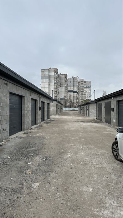 Сдам в аренду гаражи