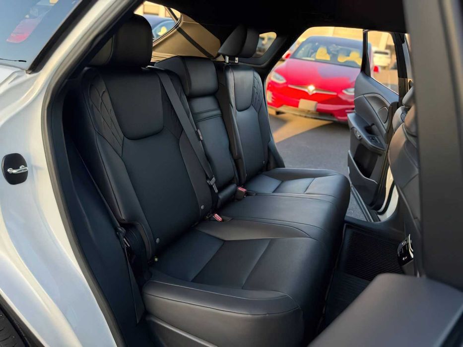 Lexus RX 350h      2023