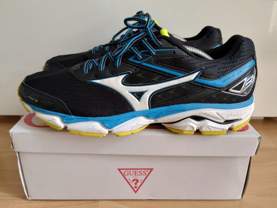 Buty męskie sportowe 44 Mizuno Wave Ultima 9