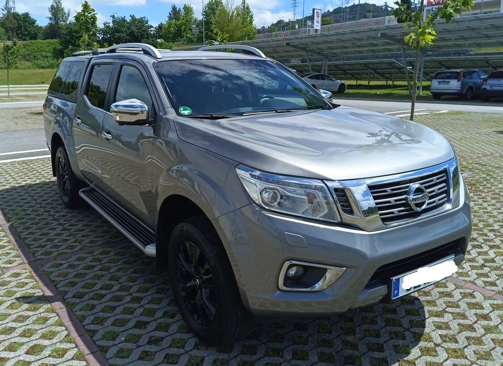 Nissan Navara 2.3 dCi CD 4WD Tekna AT