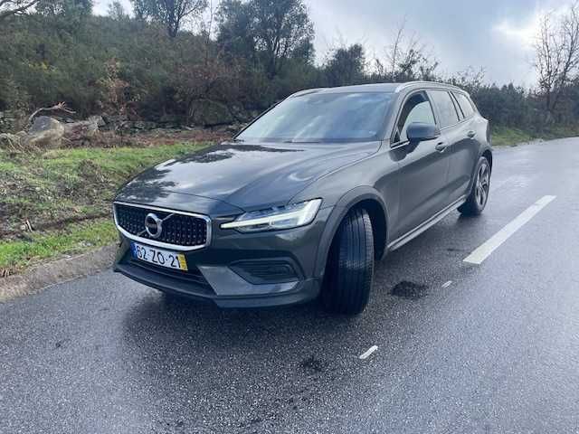 Volvo V60 Cross Coutry