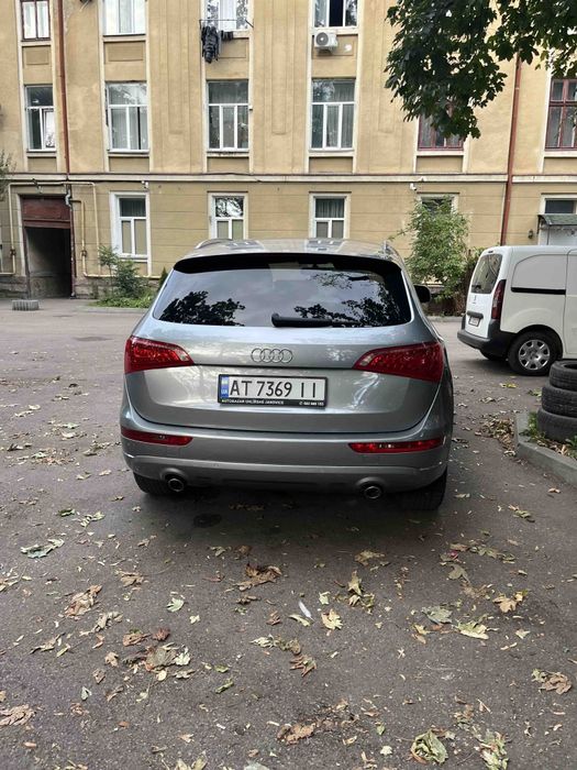 Ауді q5 2010р продаю терміново