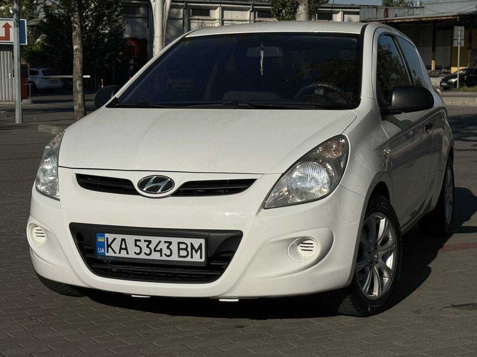 Хюндай І20 2011, газ бензин