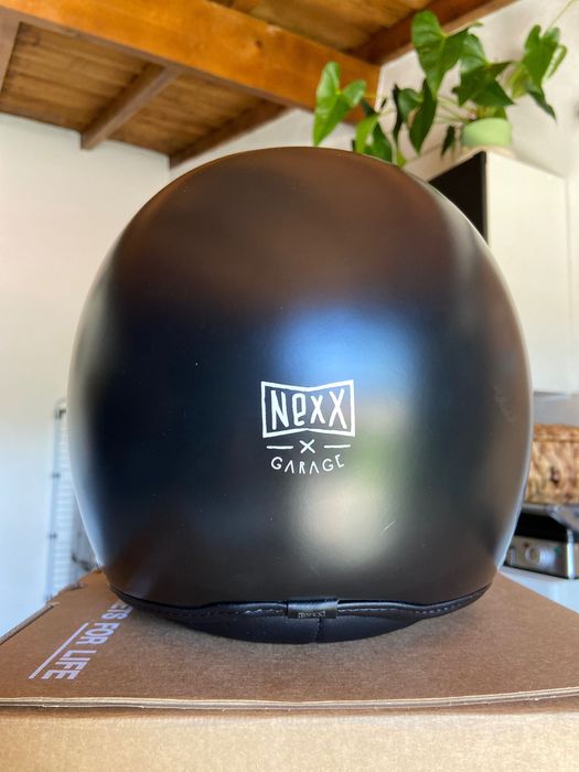 Capacete NEXX com viseira