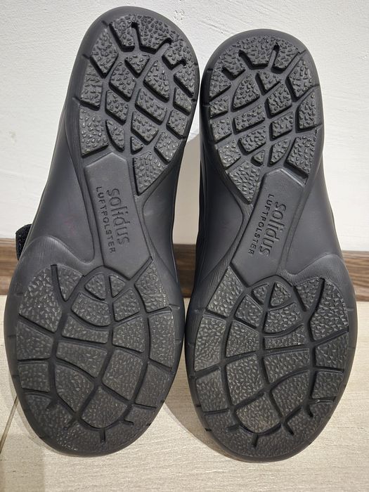 Buty SOLIDUS na szeroką stopę, czarne, skórkowe, na rzep, rozm.42,5