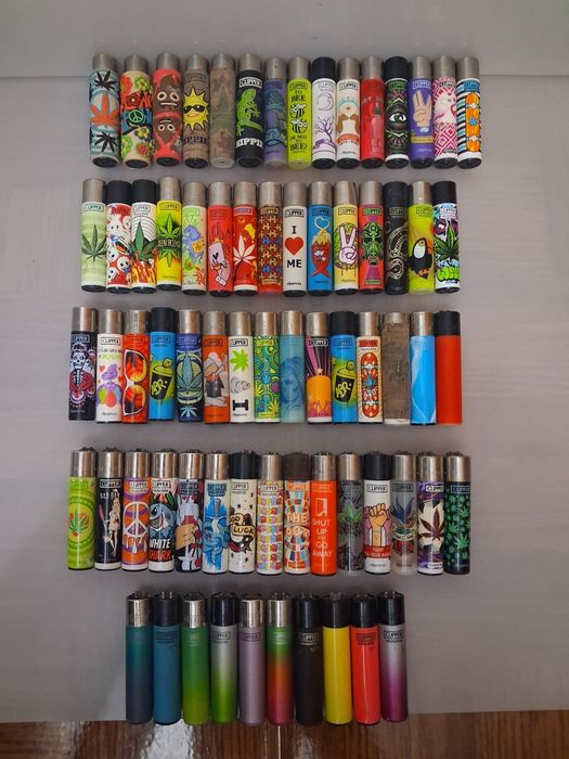 Colecção de 70 Isqueiros Clipper Grandes