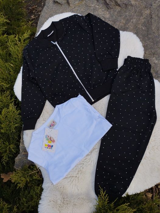 Дитячий костюм  на  дівчинку 3-8 років