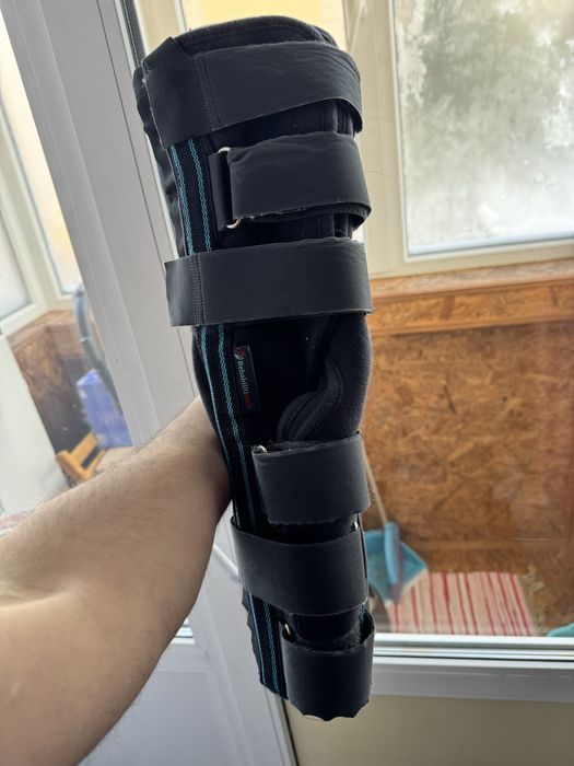 Тутор каркас для ноги, колінного суглобу