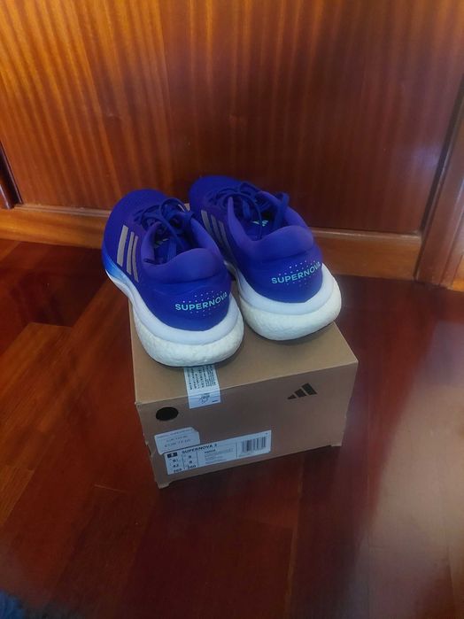 Adidas Supernova 2456525987280343041
