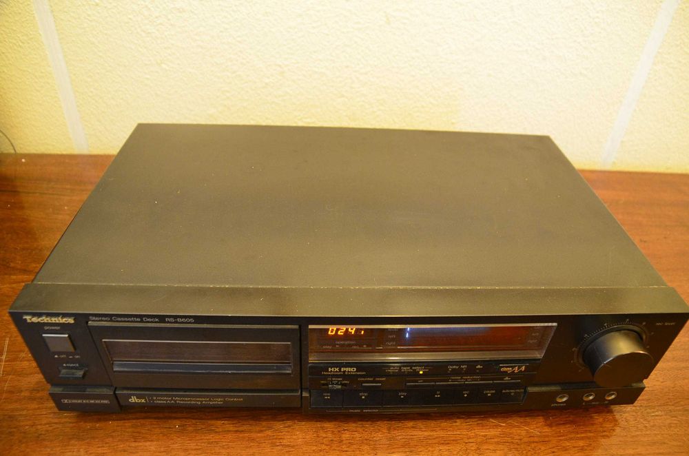 Technics - RS- B605 Leitor de cassetes de áudio