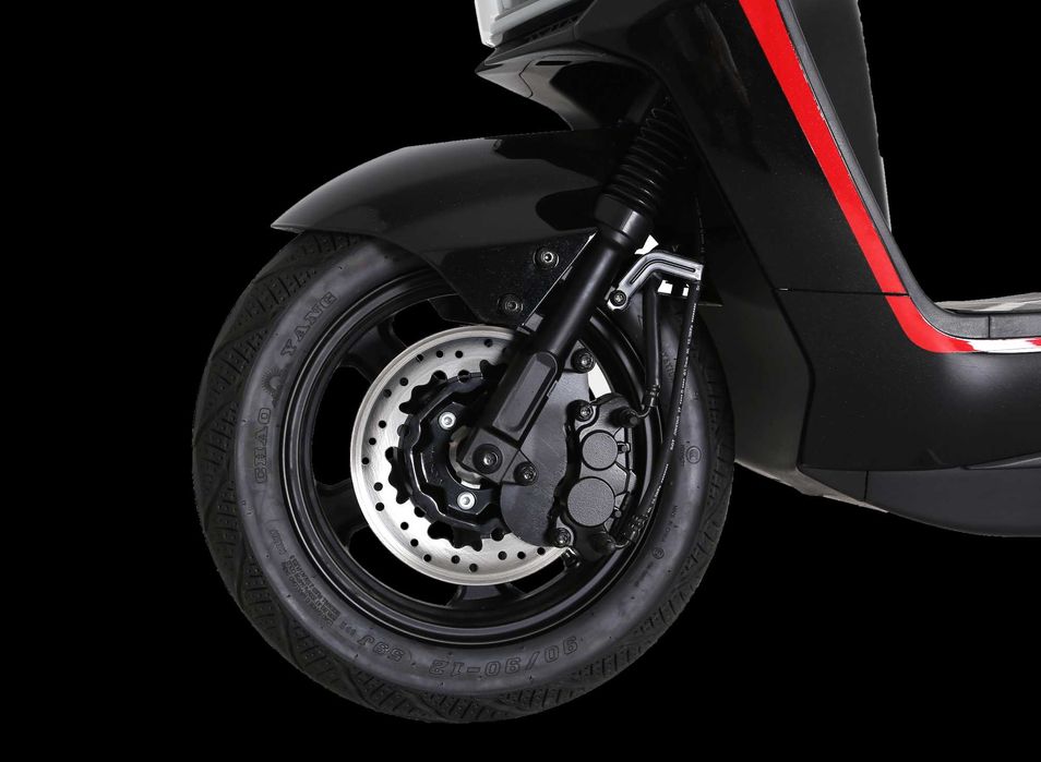 Luyuan MKK Pro Max | Scooter Eléctrica | 80 Km/h  | 120-150 km.