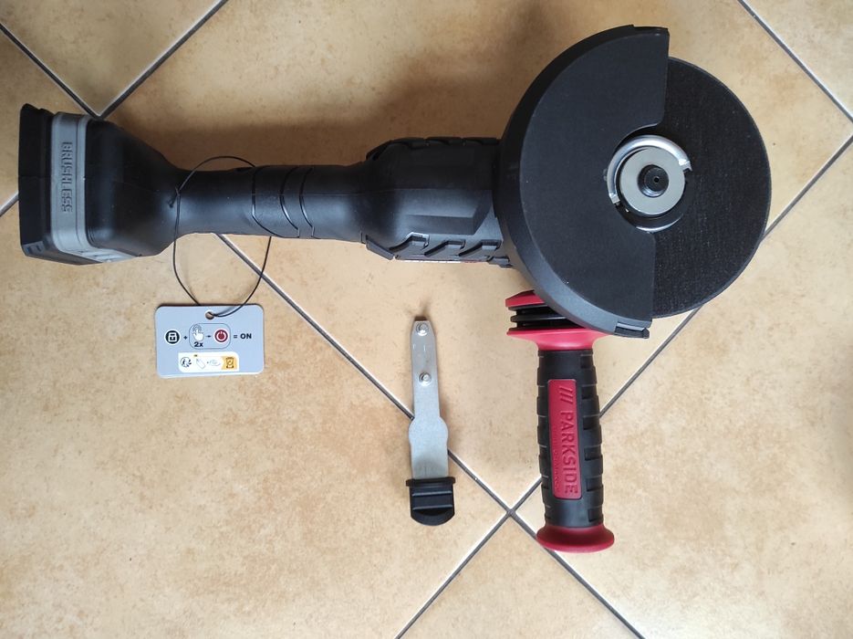 2024 рік Болгарка акумуляторна НІМЕЧЧИНА Parkside PWSAP 20-Li F6 УШМ