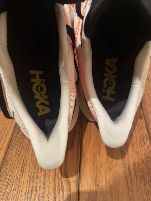 Hoka mach x 3 — преміальні бігові кросівки