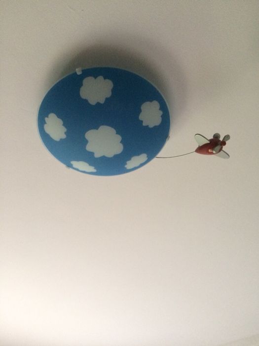 Candeeiro de teto de quarto de criança