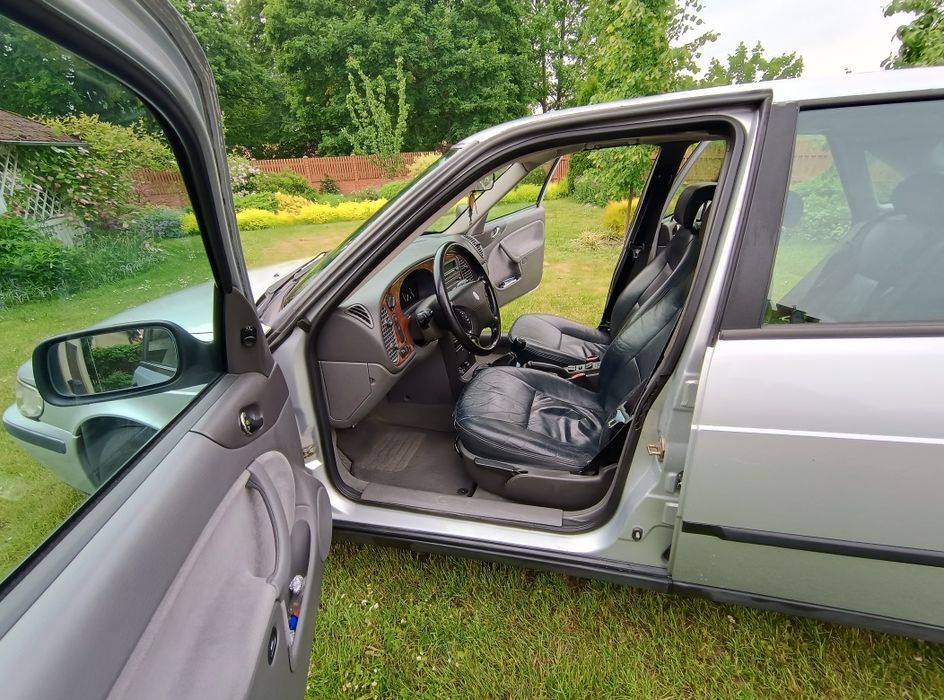 Saab 93 1998 2.0 turbo 154 km