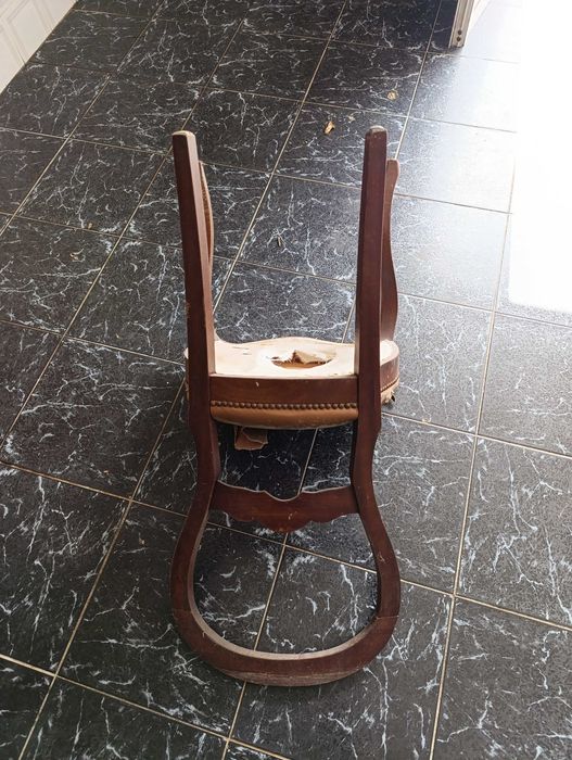Cadeiras para restauro (4)