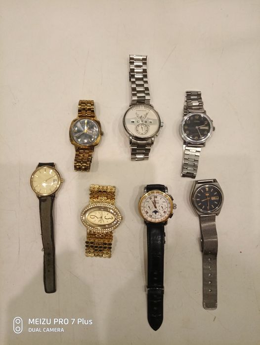 Часы наручные механические