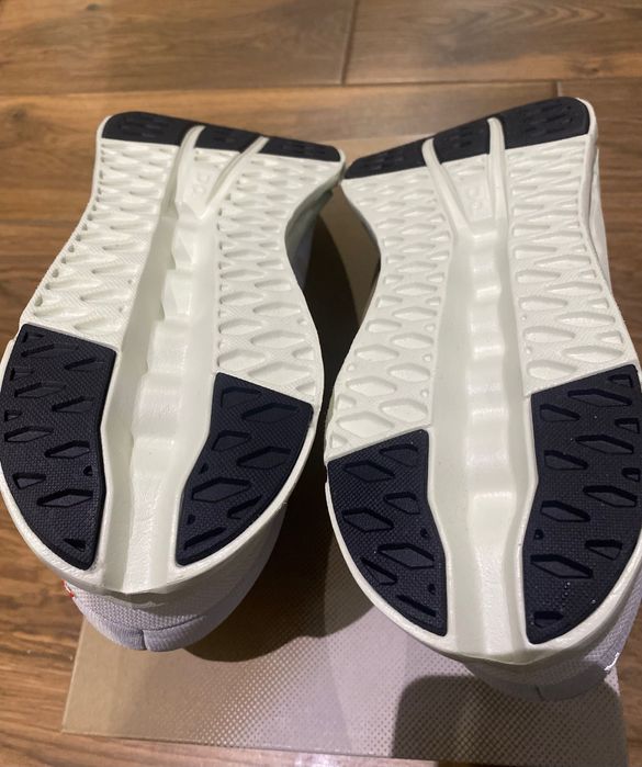 Buty On Running Cloudsurfer rozmiar 46